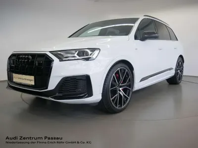 Gebraucht Audi Q7 S-Line 340 PS (250 kW) 2022 Gletscherweiß metallic SUV