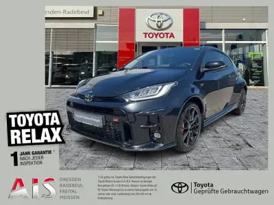 Gebraucht Toyota Yaris Basis 261 PS (191 kW) 2022 Precious black Kleinwagen