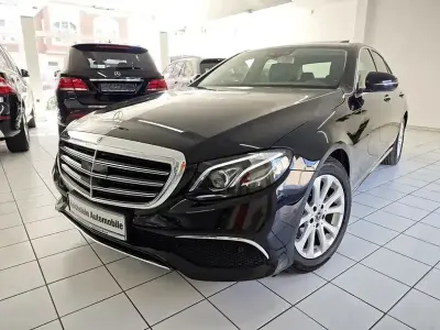 Gebraucht Mercedes E220 194 PS (142 kW) 2019 Obsidianschwarz (metallic) Limousine
