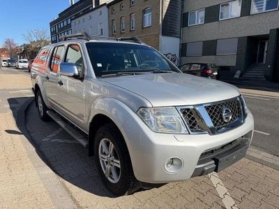 Second-hand Nissan Navara 231 CP (169 kW) 2012 Argintiu Pickup