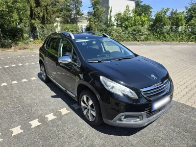 Gebraucht Peugeot 2008 Allure 120 PS (88 kW) 2013 Schwarz SUV