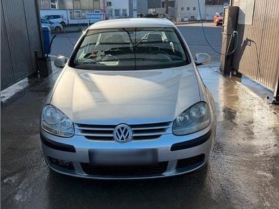 Gebraucht VW Golf V 75 PS (55 kW) 2004 Silber Kleinwagen