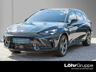 Neu Cupra Leon 204 PS (150 kW) 2026 Blau SUV