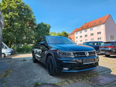 Gebraucht VW Tiguan Allspace Highline 239 PS (175 kW) 2020 Schwarz SUV