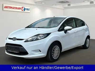 Gebraucht Ford Fiesta 60 PS (44 kW) 2010 Weiß Limousine