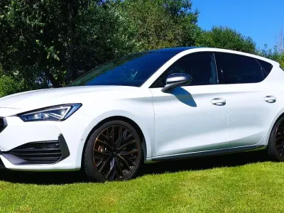 Gebraucht Cupra Leon VZ3 300 PS (220 kW) 2022 Weiß Limousine