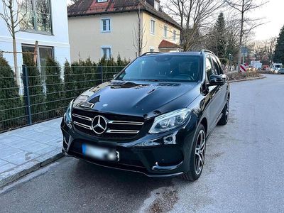 Gebraucht Mercedes GLE400 AMG line 333 PS (244 kW) 2015 Schwarz SUV