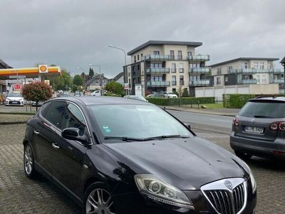 gebraucht Lancia Delta 1.6 Multijet 16v DFN6 Oro Oro