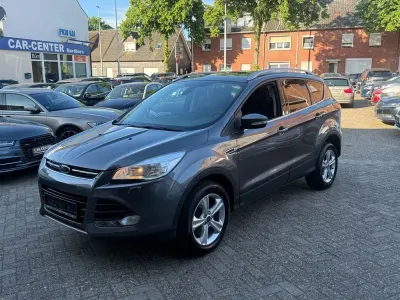 Gebraucht Ford Kuga Titanium 140 PS (102 kW) 2014 Grau SUV