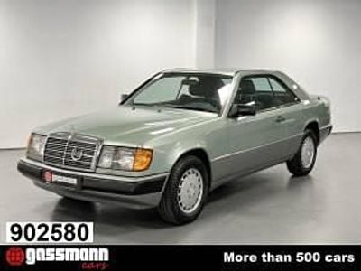 Gebraucht Mercedes 230 132 PS (97 kW) 1987 Grün Coupé