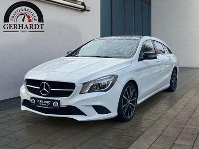Usata Mercedes CLA250 Shooting Brake 211 CV (155 kW) 2015 Bianco Station wagon