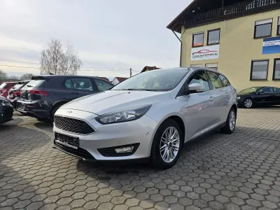 Gebraucht Ford Focus Cool & Connect 125 PS (91 kW) 2018 Grau Kombi