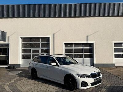 Gebraucht BMW 320 M Sport 190 PS (139 kW) 2020 Weiß Limousine