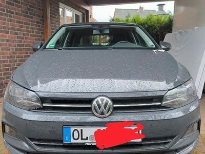 Gebraucht VW Polo Comfortline 75 PS (55 kW) 2018 Grau Kleinwagen