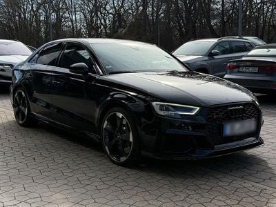 Begagnad Audi RS3 Ambiente 400 HK (294 kW) 2020 Svart Sedan
