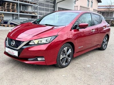 Gebraucht Nissan Leaf Tekna 110 kW (150 PS) 2019 Rot Kleinwagen