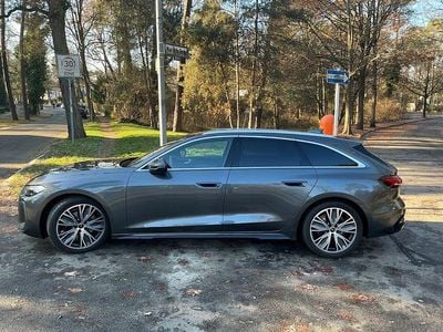 Gebraucht Audi A5 Edition .1 204 PS (150 kW) 2024 Grau Kombi