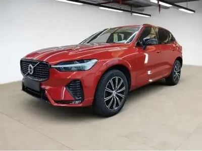 Gebraucht Volvo XC60 R-Design 197 PS (144 kW) 2022 Fusion red / metallic SUV