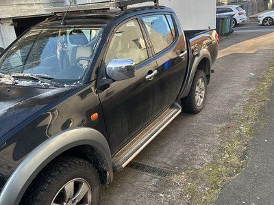 Gebraucht Mitsubishi L200 136 PS (100 kW) 2006 Schwarz Abholung