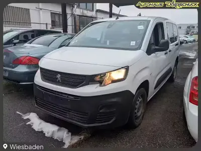 Gebraucht Peugeot Partner 132 PS (97 kW) 2021 Blanc banquise Van / Kleinbus
