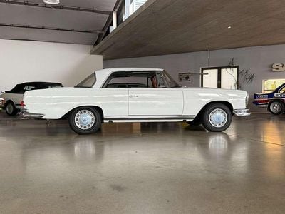 Gebraucht Mercedes W111 SE 120 PS (88 kW) 1964 Weiß Coupé