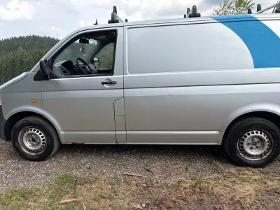 Gebraucht VW T5 131 PS (96 kW) 2005 Silber Van