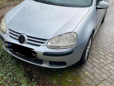 Gebraucht VW Golf IV 2004 Grau Kleinwagen
