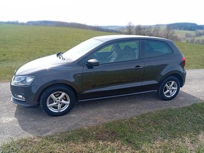Gebraucht VW Polo LOUNGE 90 PS (66 kW) 2015 Grau Kleinwagen
