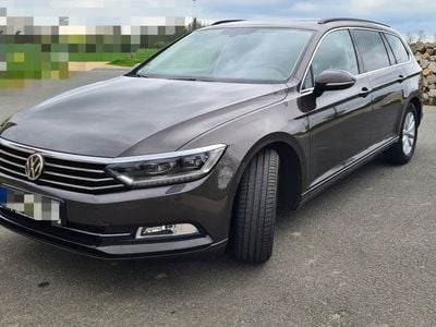 Braun Gebraucht 2015 VW Passat Kombi | 12.500 € (Fairer Preis)