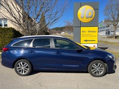 Gebraucht Hyundai i30 YES! 140 PS (102 kW) 2019 Stellar blue / met Kombi
