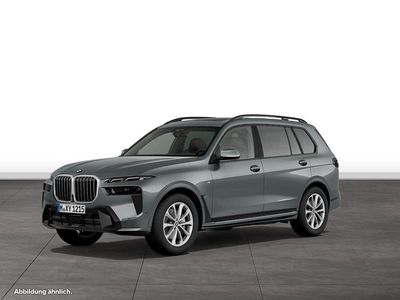 Grau Gebraucht 2025 BMW X7 M Sport SUV | 105.657 € (Fairer Preis)