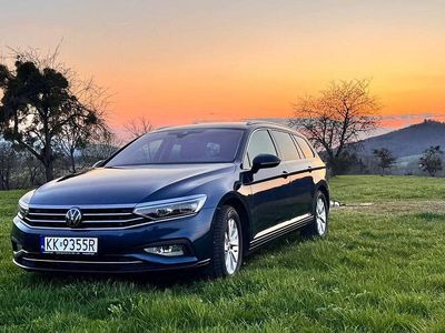 Gebraucht VW Passat Conceptline 150 PS (110 kW) 2021 Blau Kombi