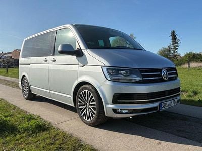 Second-hand VW T6 Generation Six 150 CP (110 kW) 2016 Argintiu Van