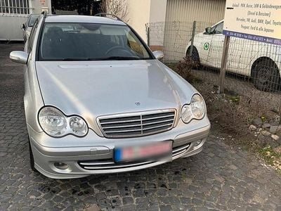 Gebraucht Mercedes C180 105 PS (77 kW) 2005 Silber Kombi