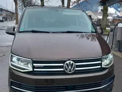 Gebraucht VW Multivan Comfortline 199 PS (146 kW) 2019 Braun Van / Kleinbus