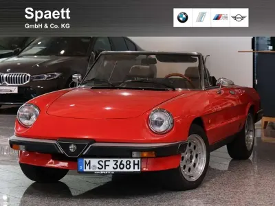 Gebraucht Alfa Romeo Spider 103 PS (75 kW) 1983 Rot Cabrio