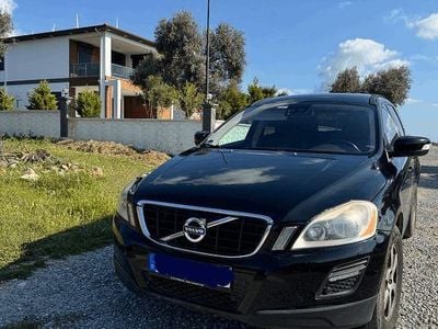 Second-hand Volvo XC60 Momentum 163 CP (119 kW) 2011 Negru SUV