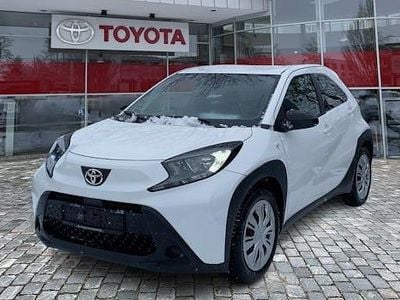Gebraucht Toyota Aygo X Play 72 PS (52 kW) 2023 Weiß SUV