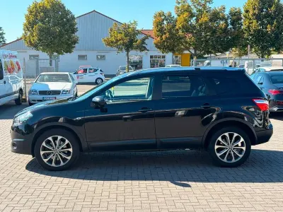 Gebraucht Nissan Qashqai +2 Tekna 150 PS (110 kW) 2012 Schwarz SUV