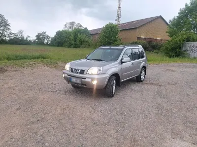 Gebraucht Nissan X-Trail 165 PS (121 kW) 2007 Gold SUV