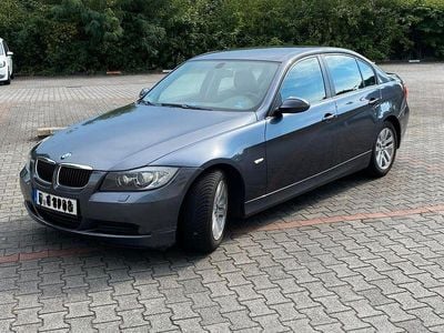 Second-hand BMW 318 143 CP (105 kW) 2008 Berlinǎ