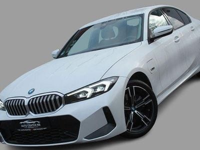 Gebraucht BMW 320e M Sport 163 PS (119 kW) 2022 Weiß Limousine