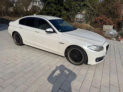 Gebraucht BMW 520 Luxury Line 184 PS (135 kW) 2014 Weiß Limousine