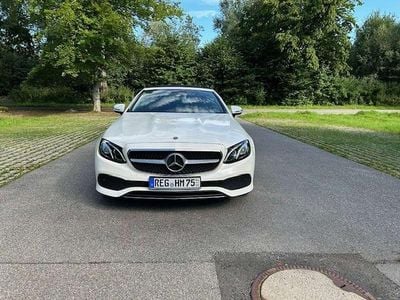 Gebraucht Mercedes E220 Avantgarde 194 PS (142 kW) 2018 Weiß Cabrio