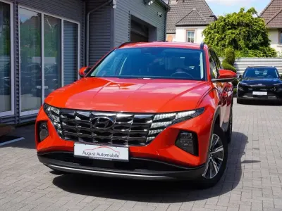 Gebraucht Hyundai Tucson Trend 230 PS (169 kW) 2023 Rot SUV