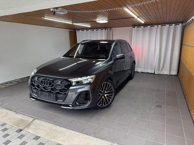 Second-hand Audi Q7 S-Line 286 CP (210 kW) 2025 Gri SUV