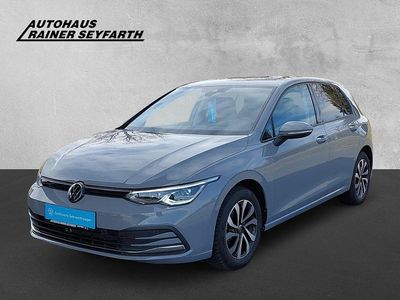 Gebraucht VW Golf VIII Active 150 PS (110 kW) 2023 Grau Limousine