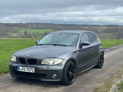 gebraucht BMW 120 Diesel Sportpaket mit Xenon Tüv bis 12/2024