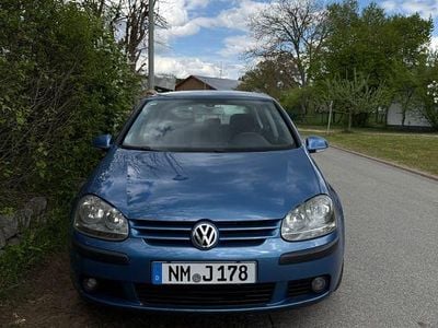 Gebraucht VW Golf IV Comfortline 116 PS (85 kW) 2004 Blau Limousine