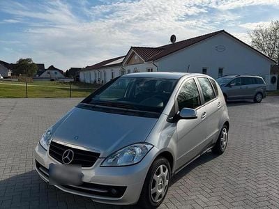Second-hand Mercedes A160 94 CP (69 kW) 2010 Argintiu Monovolum